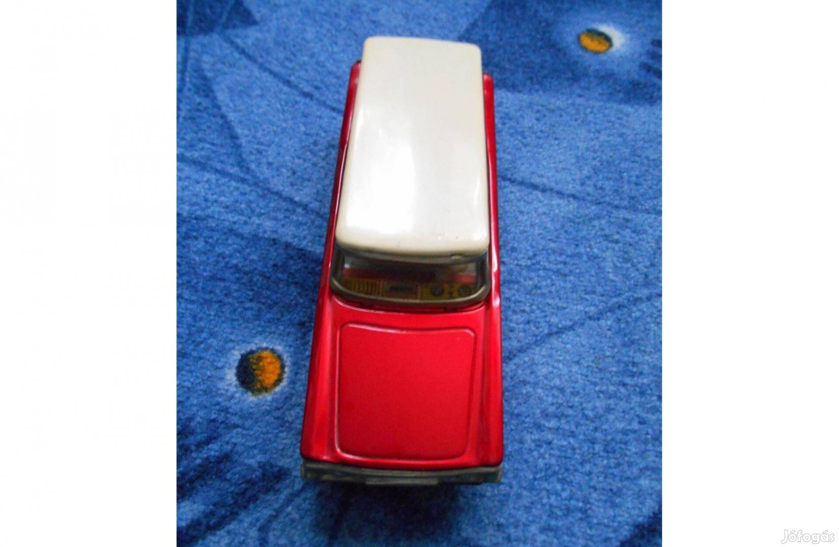 MF 962 fém játékautó