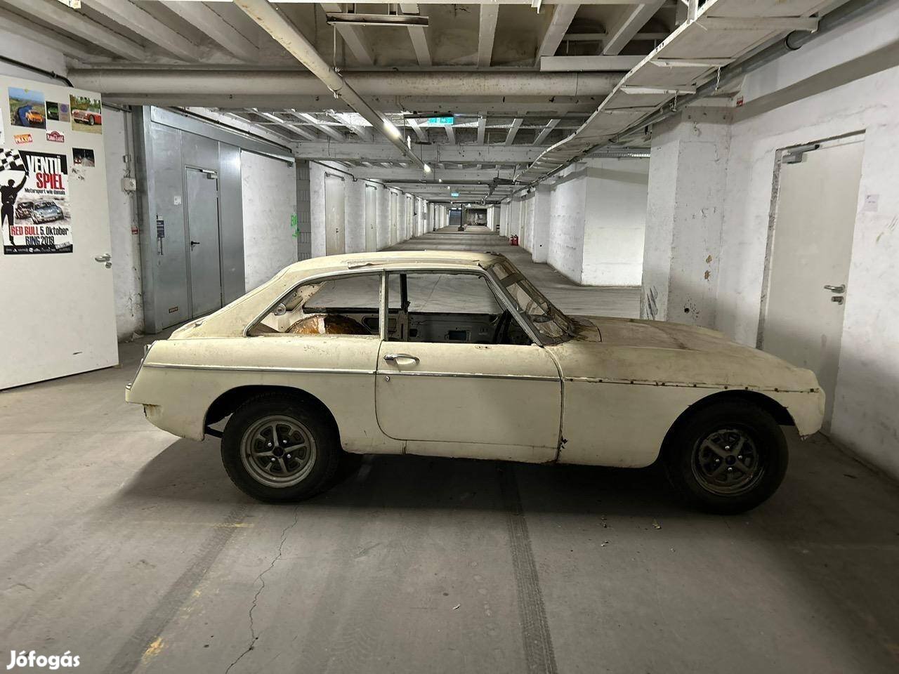 MG B GT Karosszéria Eladó!