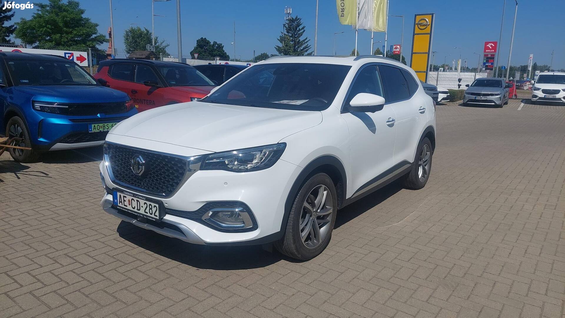 MG HS 1.5 T-GDI Luxury DCT Vezetett szervizköny...