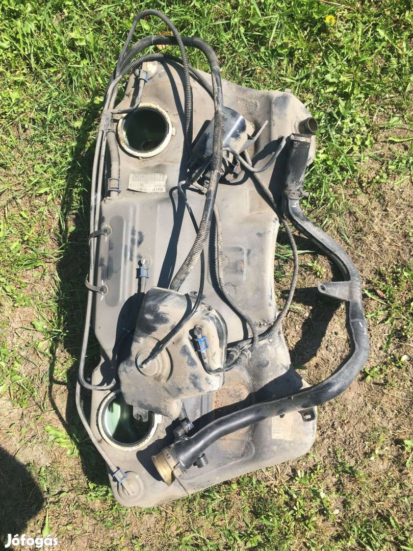 MG ZT 2,6 V6 Rover 75 üzemanyag tank eladó
