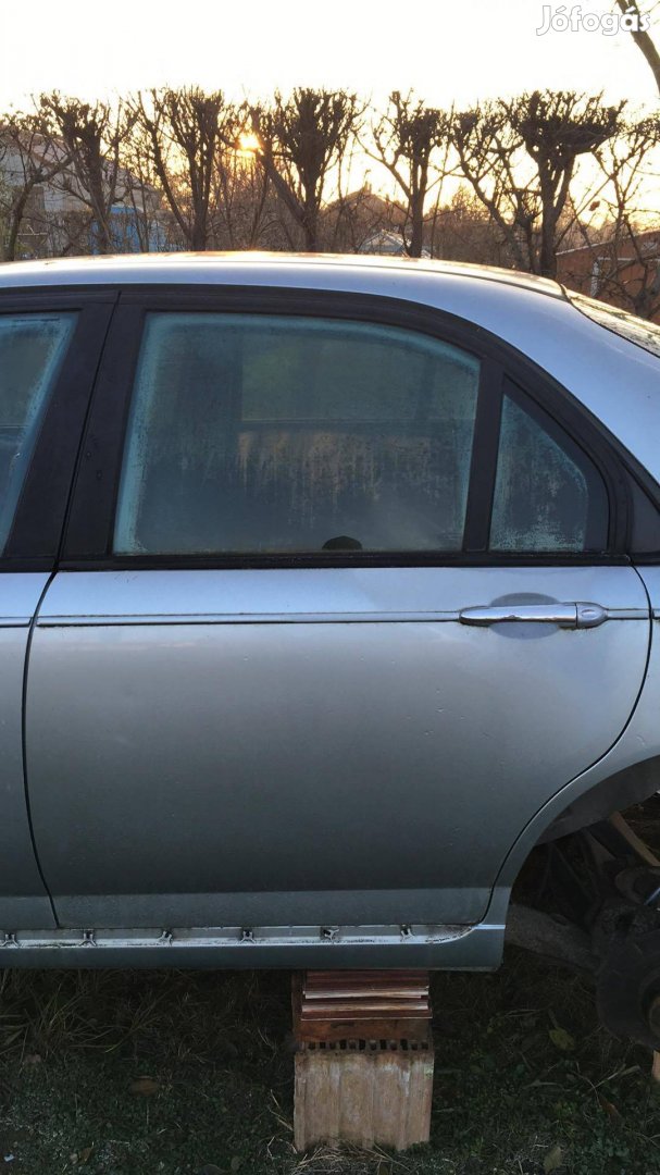 MG ZT Rover 75 ajtók MUM színkódú ajtó eladó