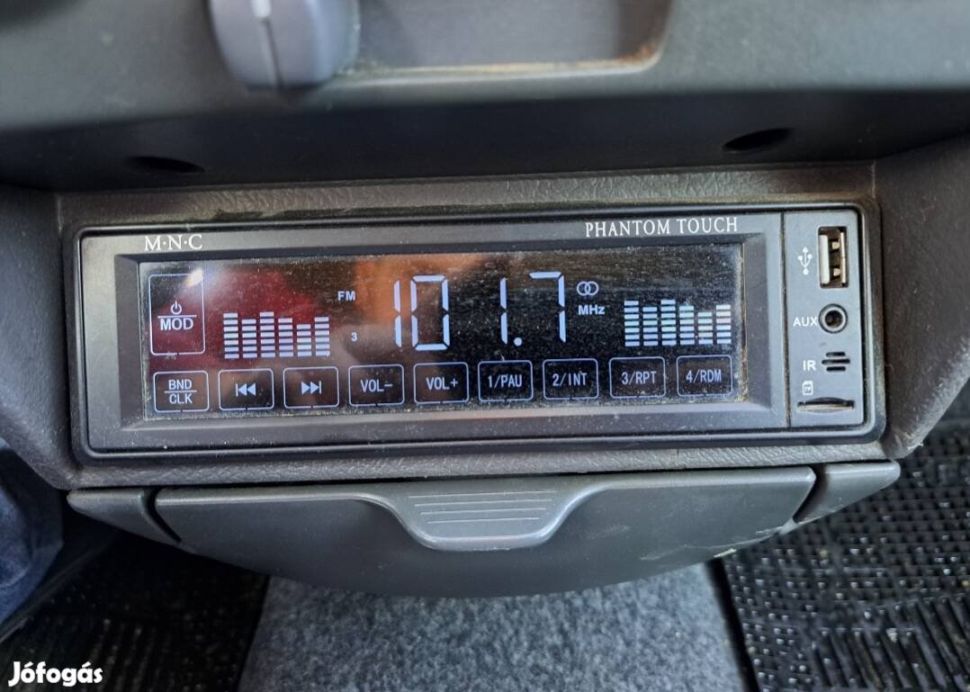 MNC autórádió USB/AUX/SD CARD