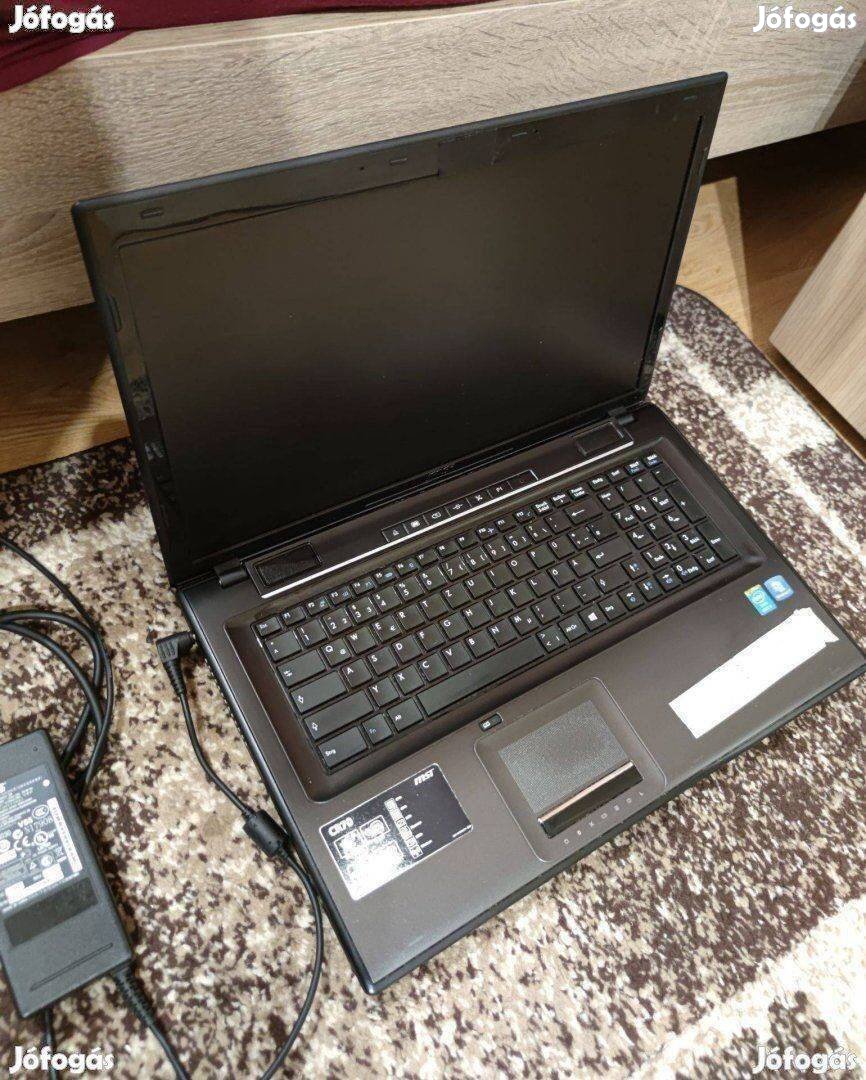 MSI MS-1758 laptop notebook i5-4200M 2.5 GHz 4 GB 17.3" kijelző