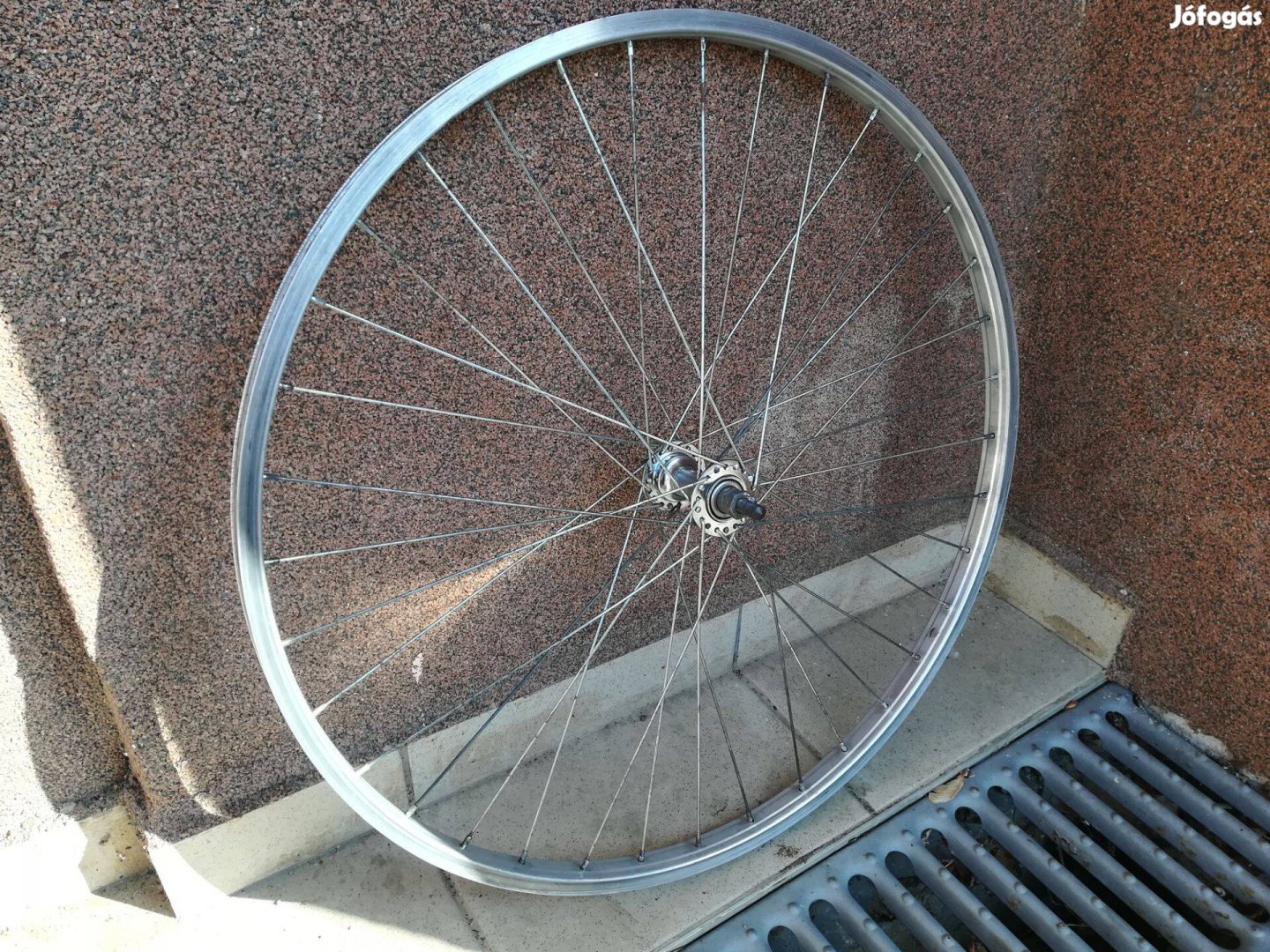 MTB 26"-os kerékpár első kerék kúpos