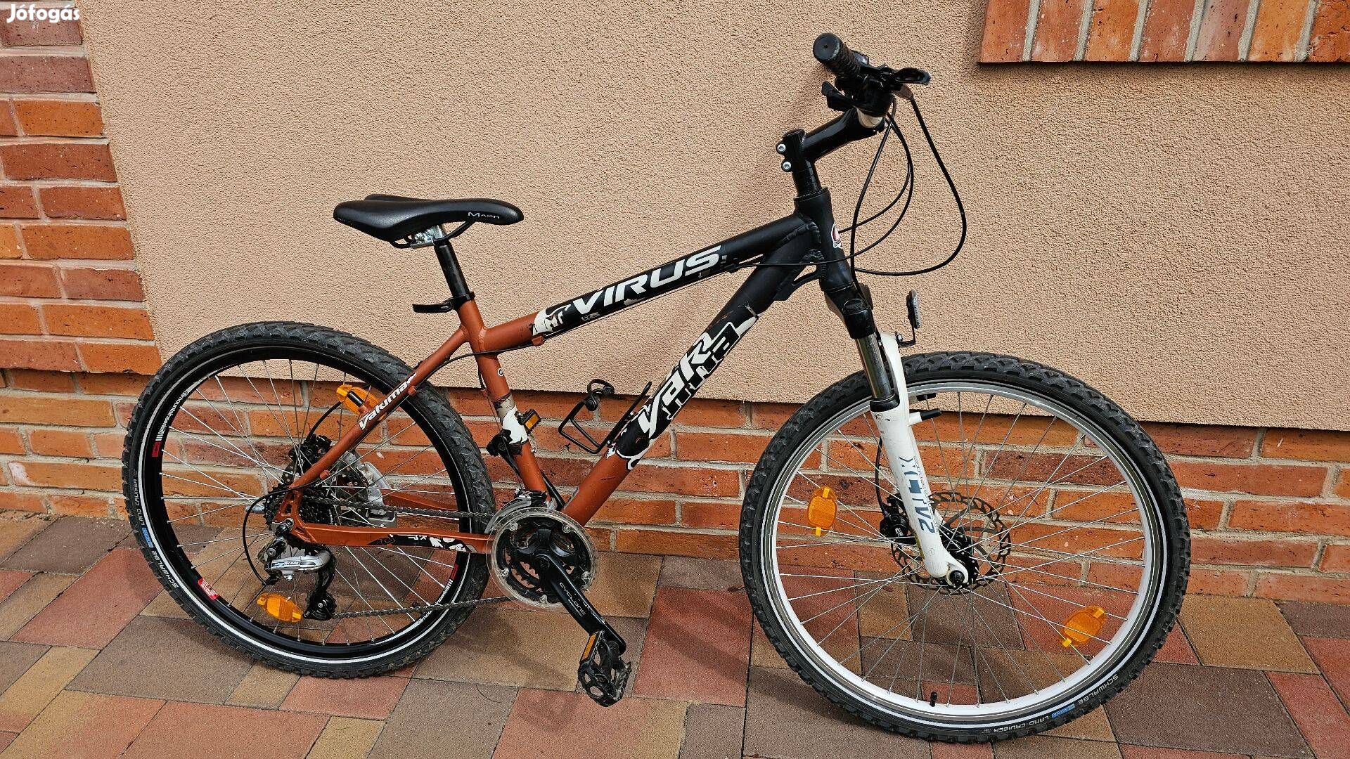MTB kerékpár 6061 ALU Disc hidraulikus Tektro tárcsa fék Shimano váltó