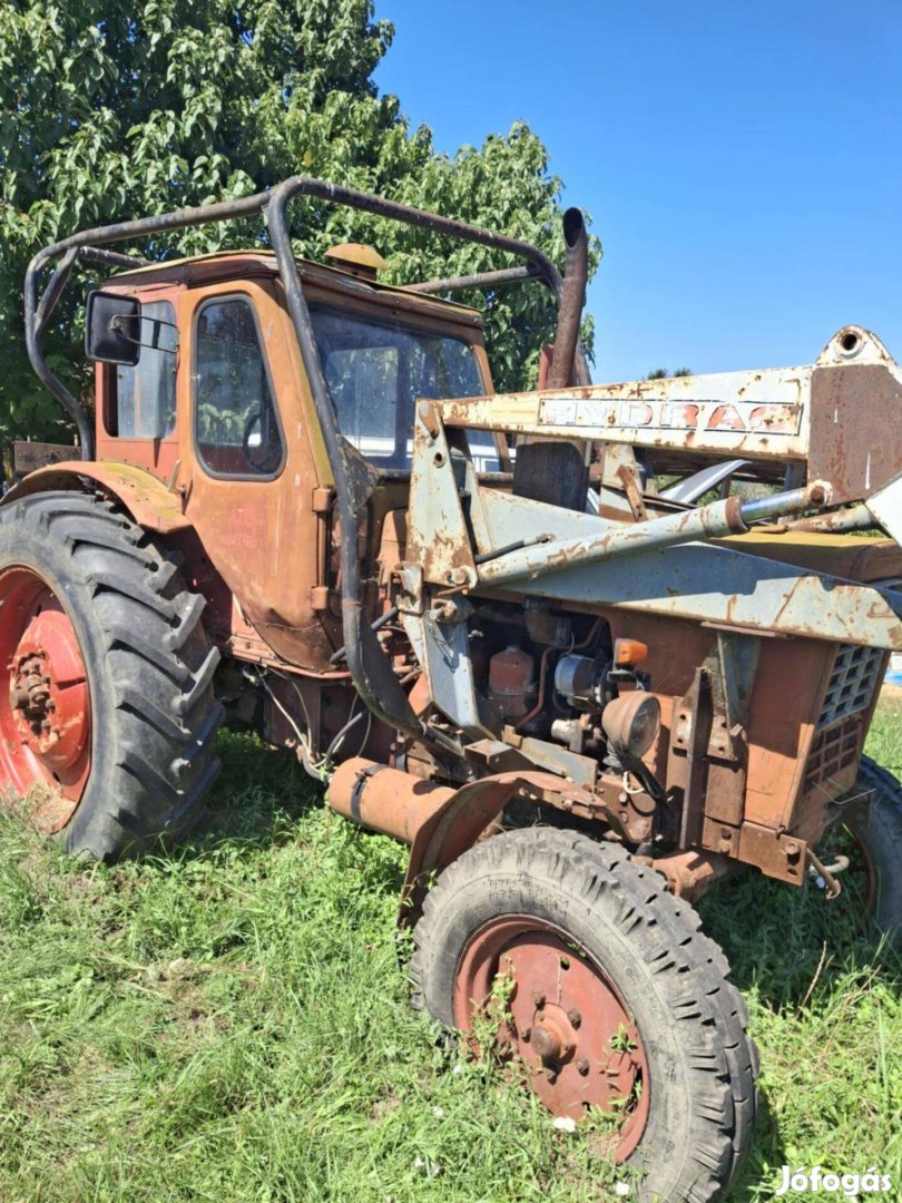 MTZ50 Homlokrakodó