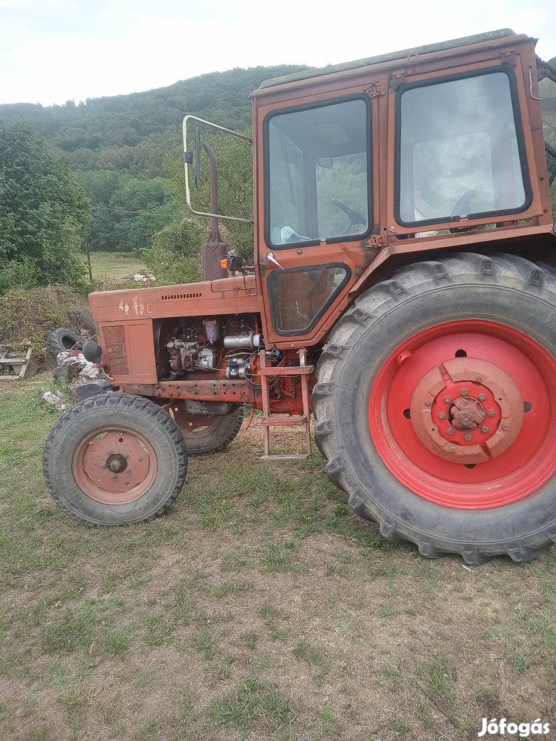 MTZ 550 traktor 