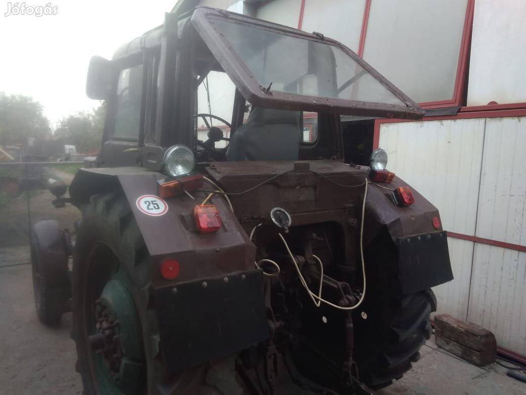 MTZ 80 és 82 traktor fülke, és motorháztető