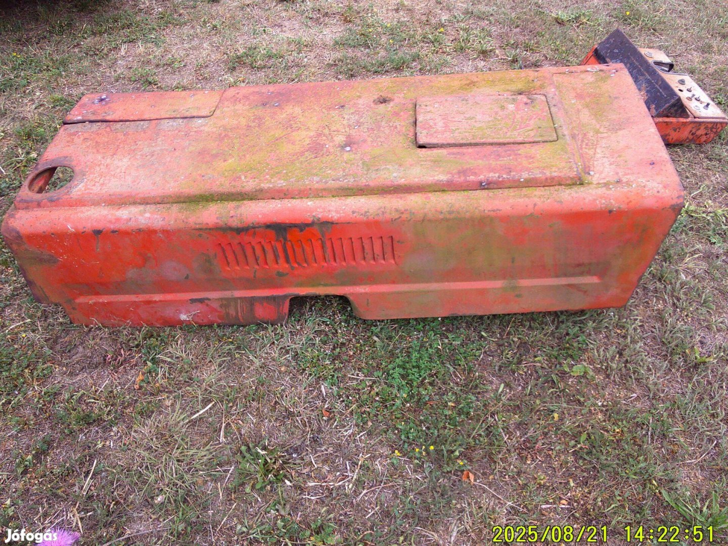 MTZ 80 traktorra komplett gyári használt motorháztető