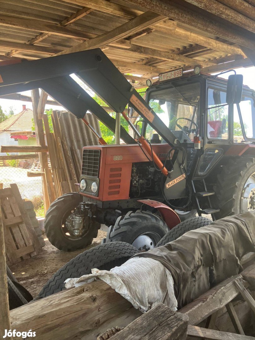 MTZ 820 Traktor
