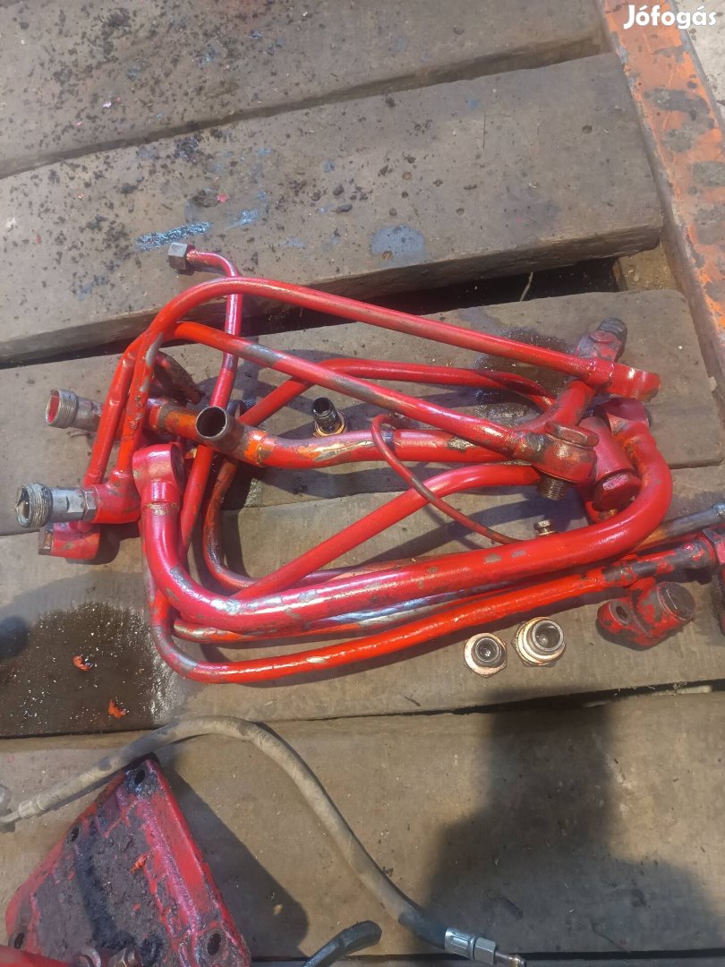 MTZ 82 80 kisfülkés hidraulika csövek 