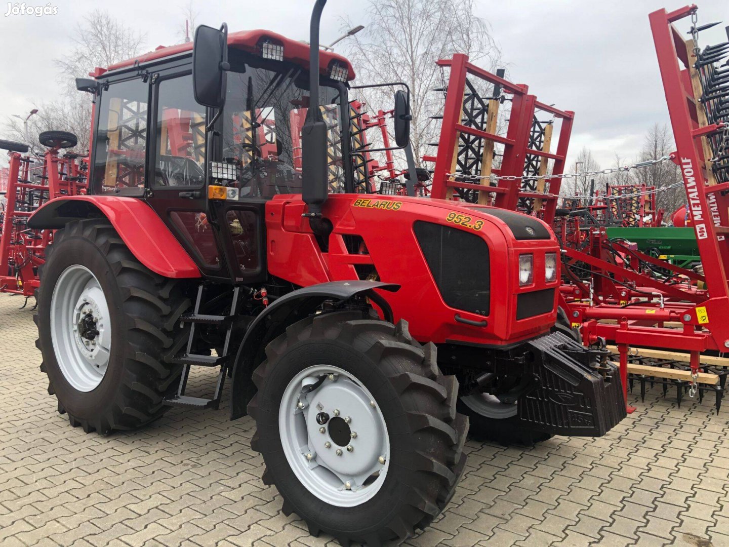 MTZ-952.3 hagyományos új traktor készletről !