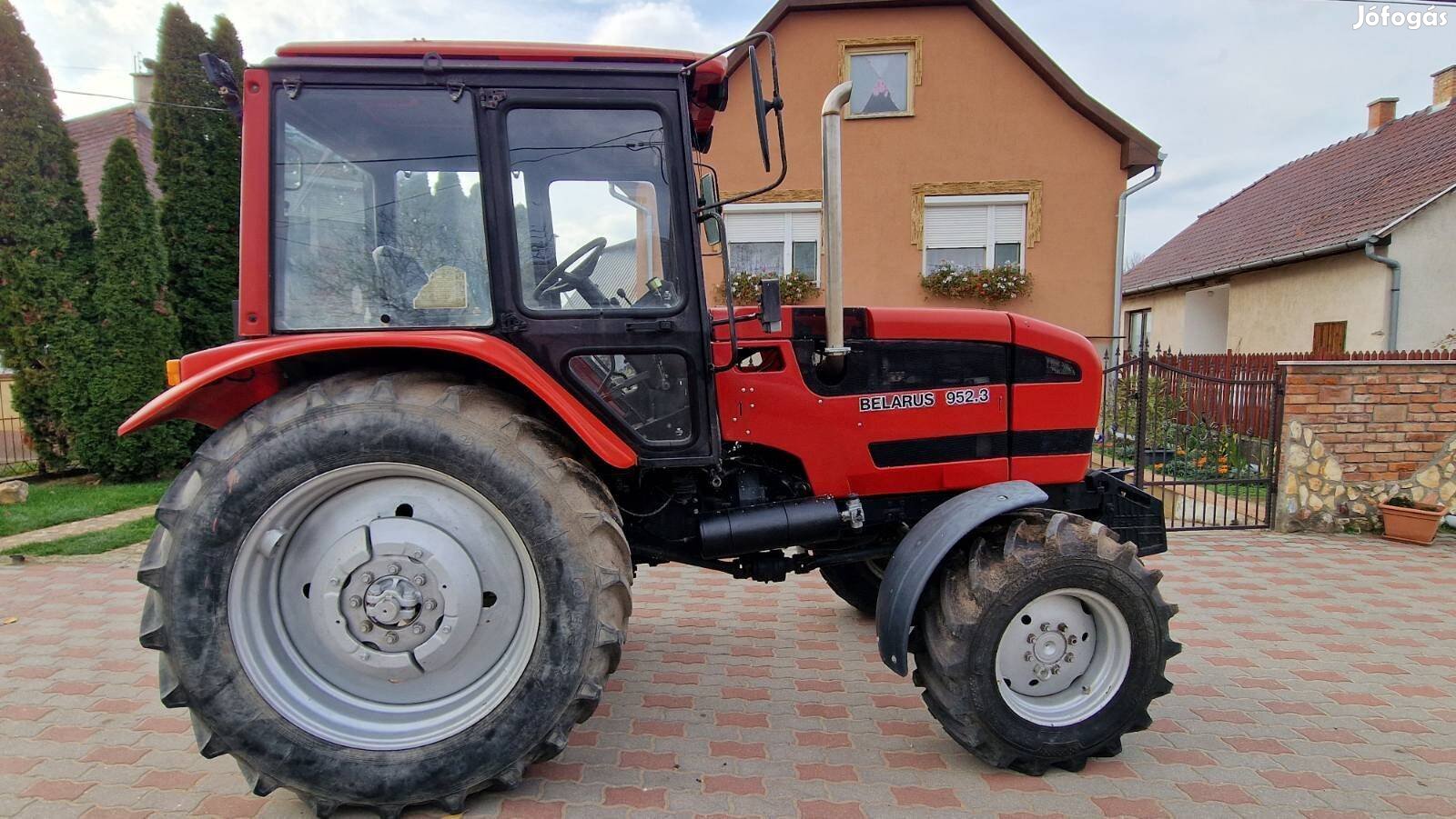 MTZ 952.3 traktor