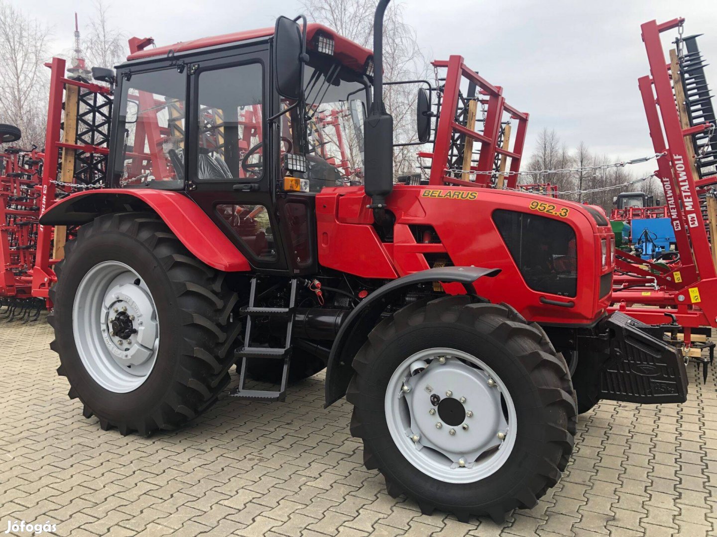 MTZ-952.3 új traktor