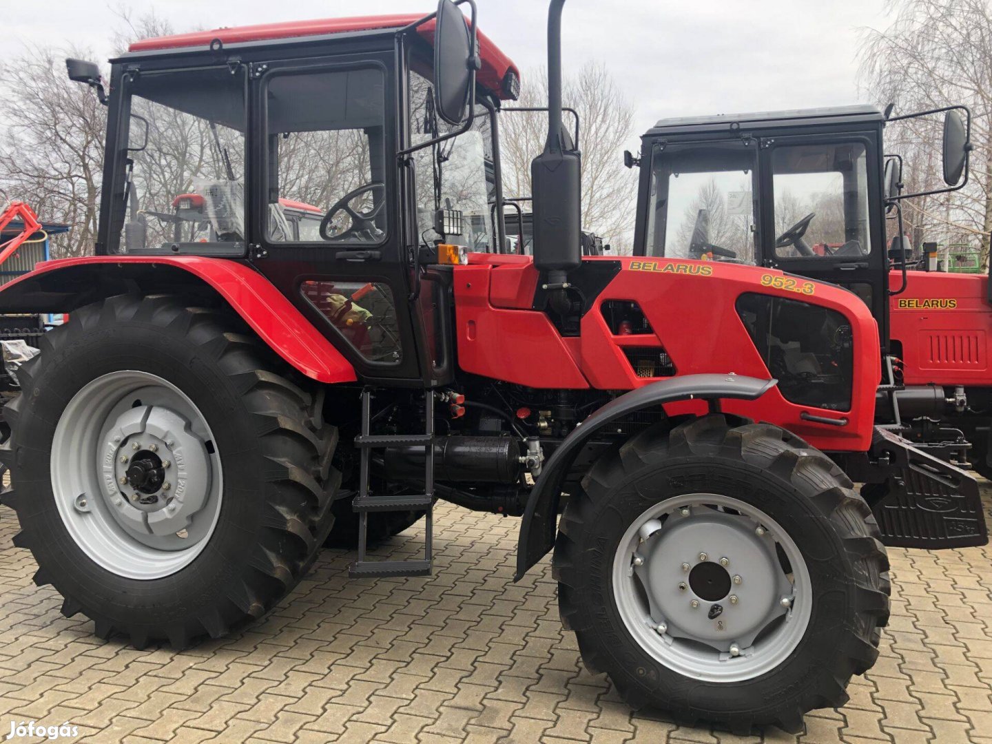 MTZ-952.3 új traktor