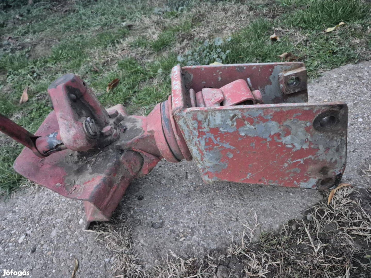 MTZ pótkocsi húzó