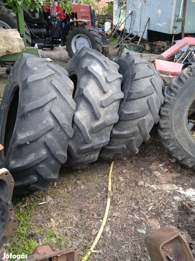 MTZ traktor 360/70 /24 első gumik eladók 