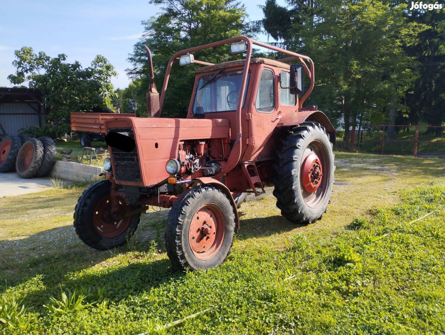 MTZ traktor 50/80 műszakis 