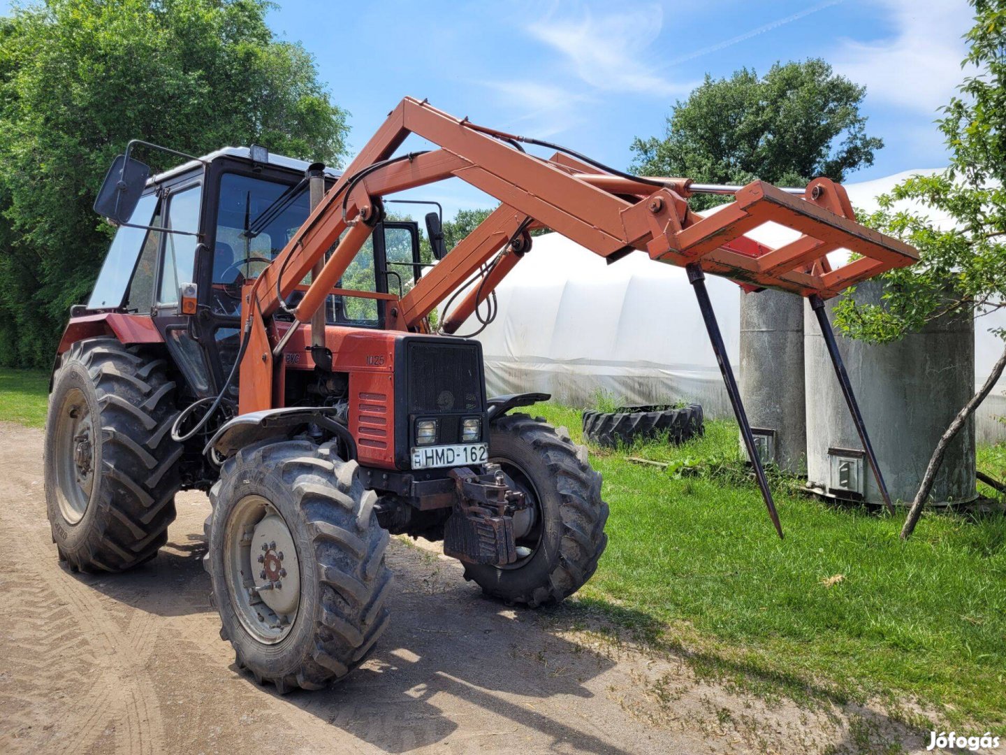 MTZ traktor, pótkocsi