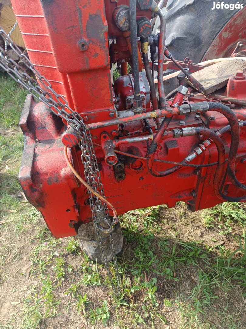 MTZ traktor használt darázs derék 