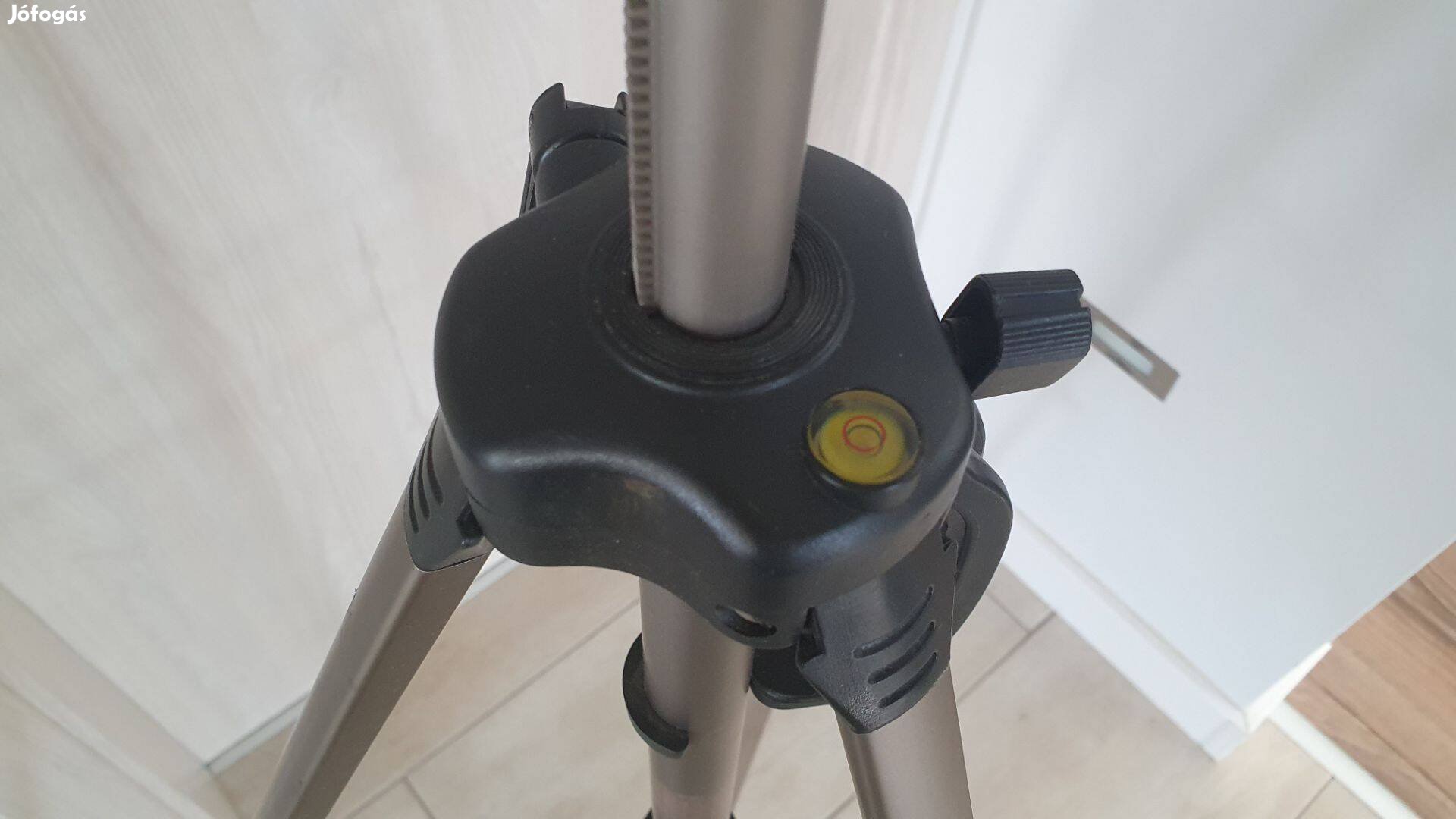 MX 1000 tripod / fotós állvány és Hama tok eladó