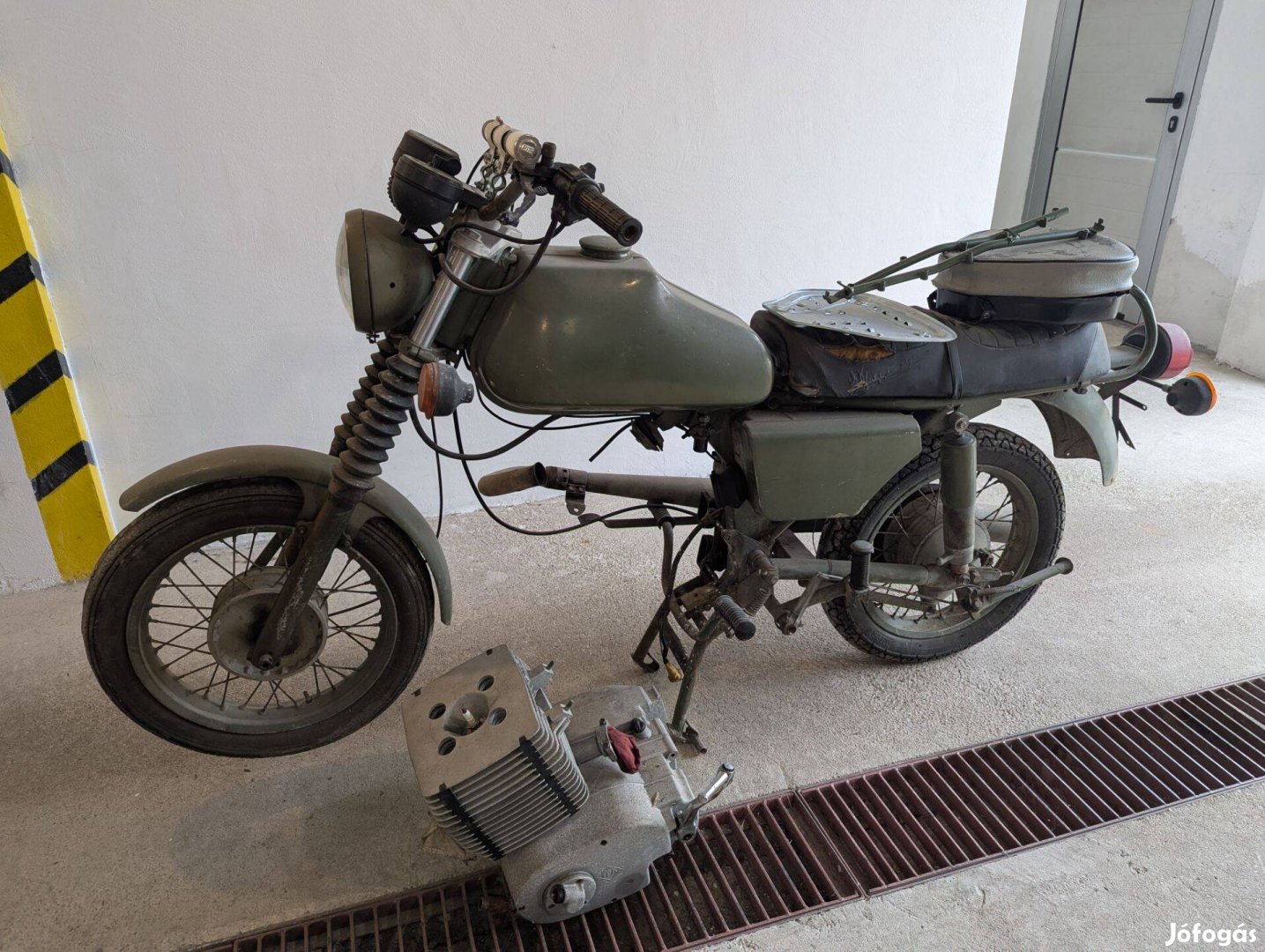 MZ ETZ 250 katonai - forgalmival