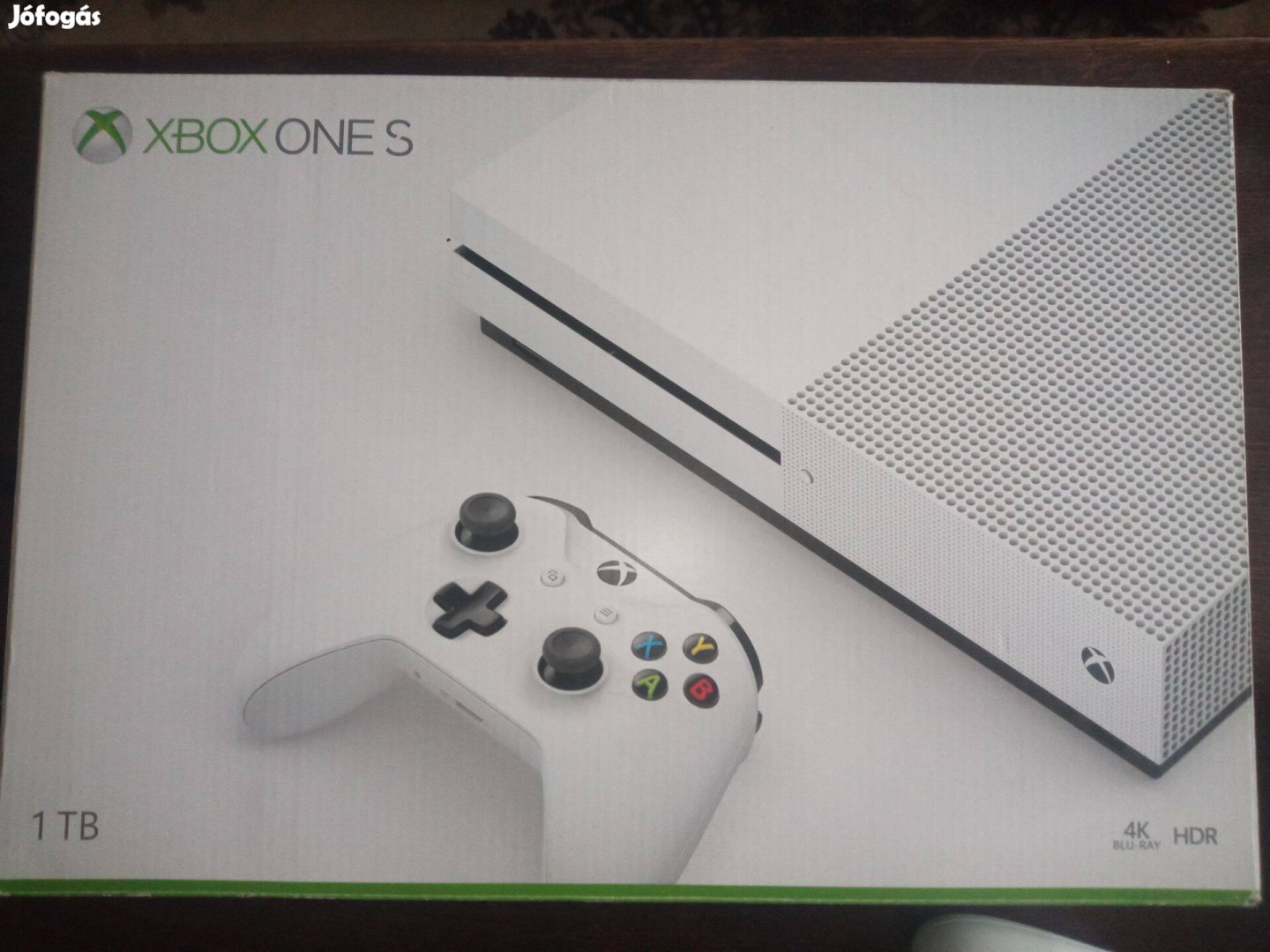 M-11. Xbox One S 1 Tb Gép + Tartozékok+ 76 Db Csúcs Ajándék Eredeti Já