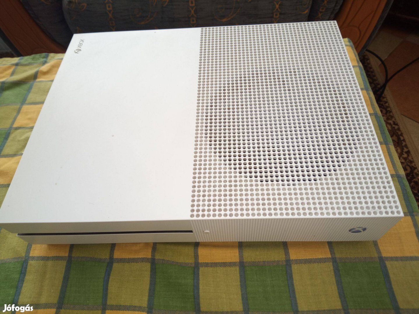 M-41. Xbox One S 1 Tb Gép + Tartozékok + 77 Db Csúcs Ajándék Eredeti J