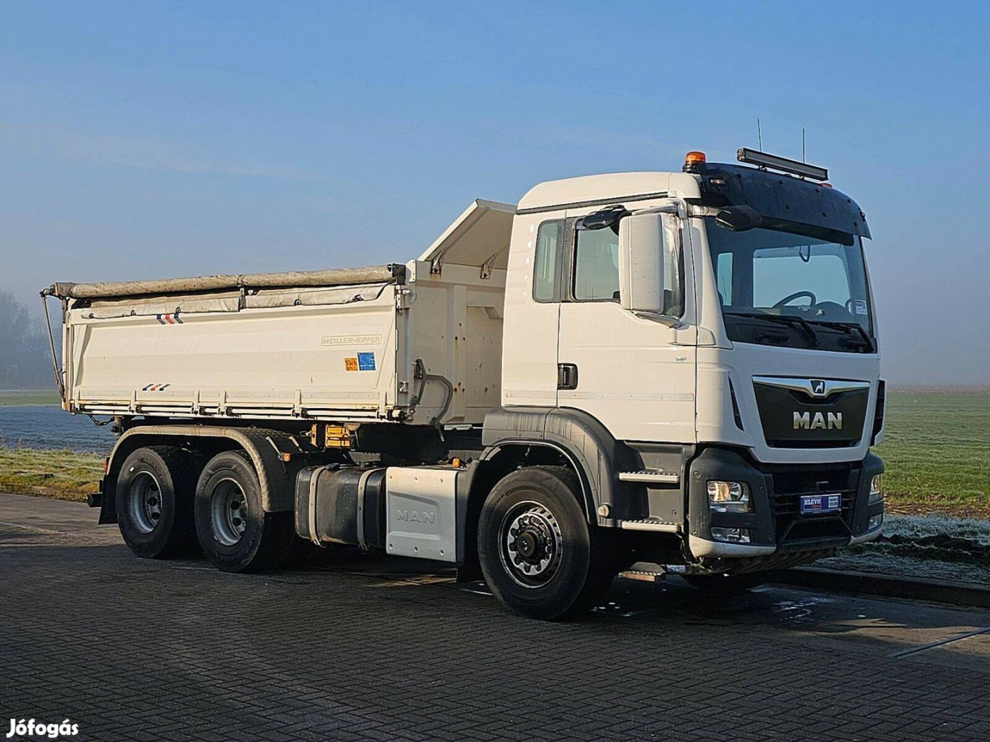 M.A.N. 28.460 Tgx / Kilométeróra állás: 461 900 km