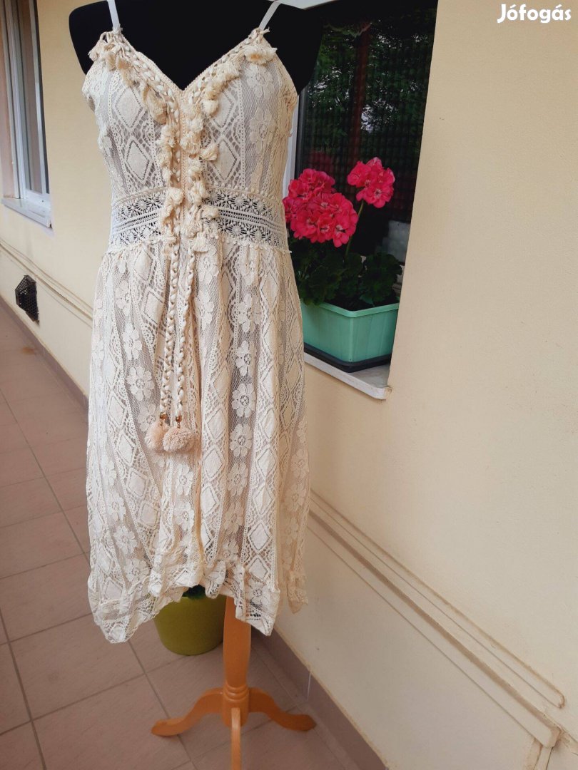 M/L krém színű nyári elegáns pamutcsipke női ruha