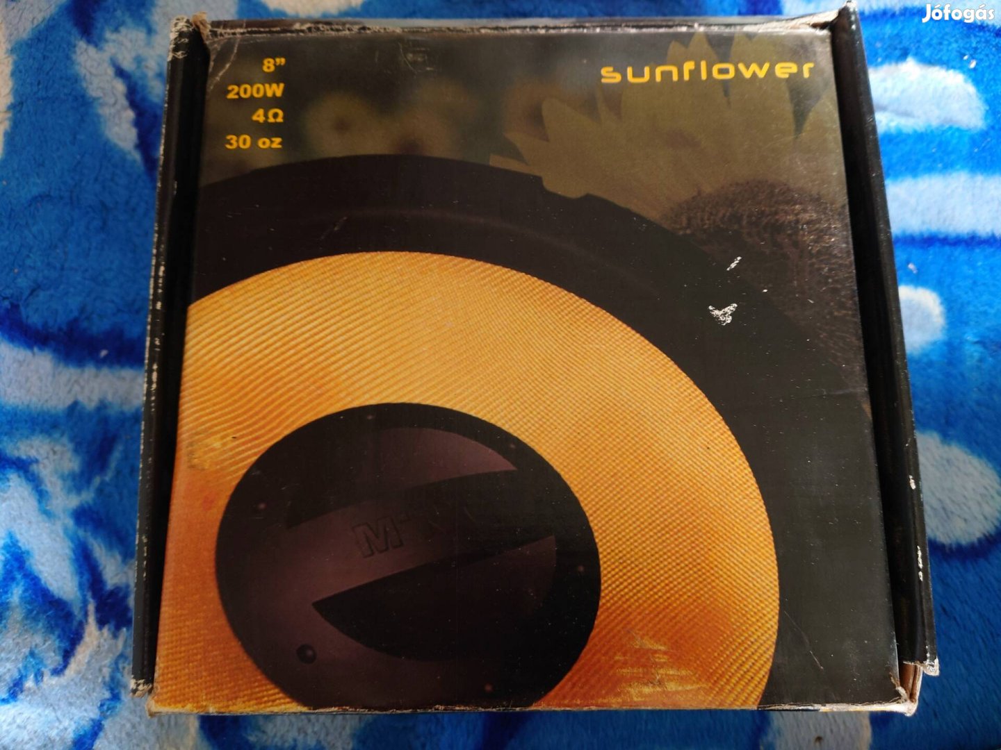M.N.C. Sunflower autó mély hangszóró 200/400W