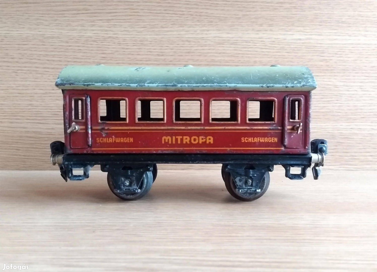 MÄRklin 0-ás nyomtávú Hálókocsi Mitropa piros 17250 antik retro