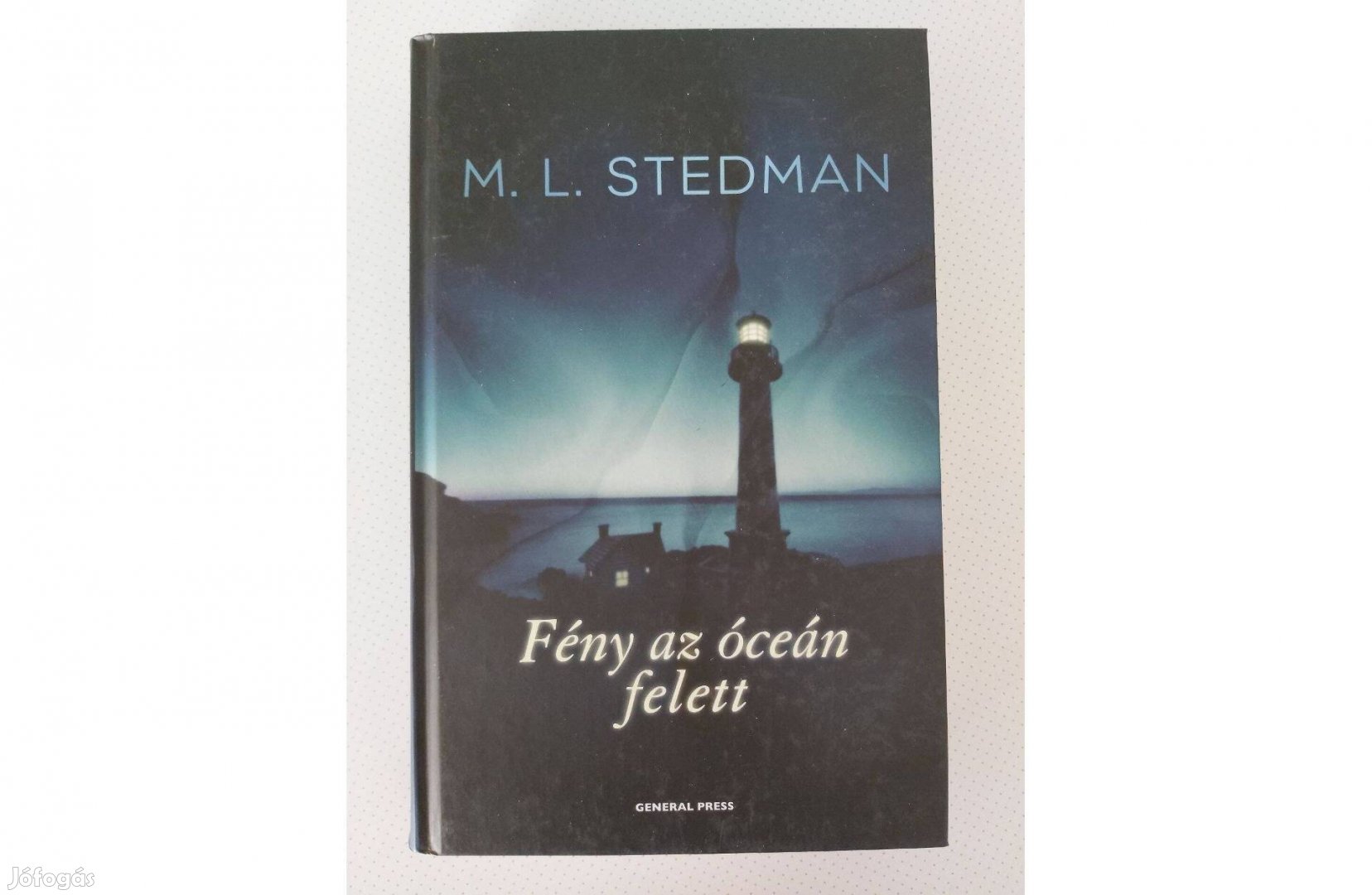 M. L. Stedman: Fény az óceán felett