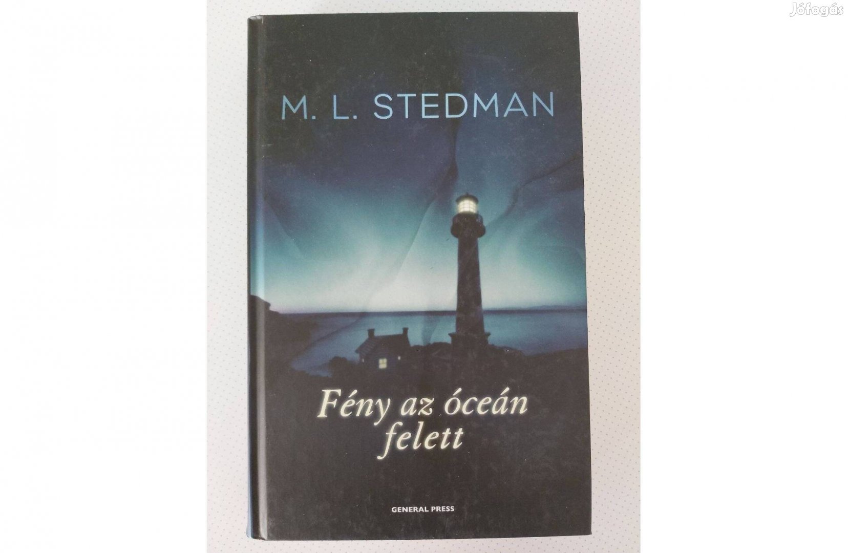 M. L. Stedman: Fény az óceán felett