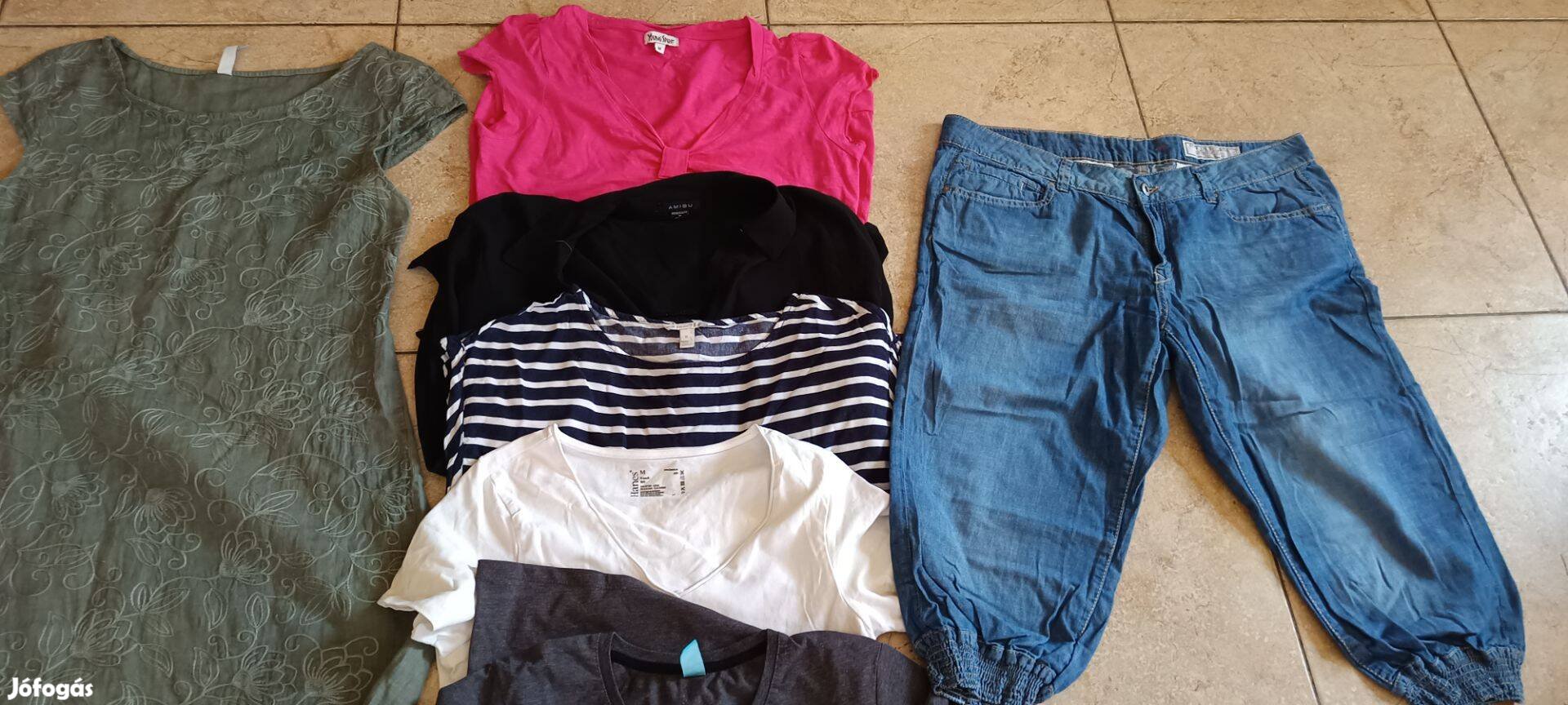 M-es női 20 db-os ruhacsomag olcsón eladó!