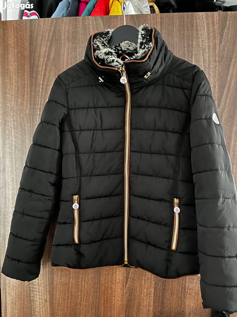 M-es női Moncler kabát