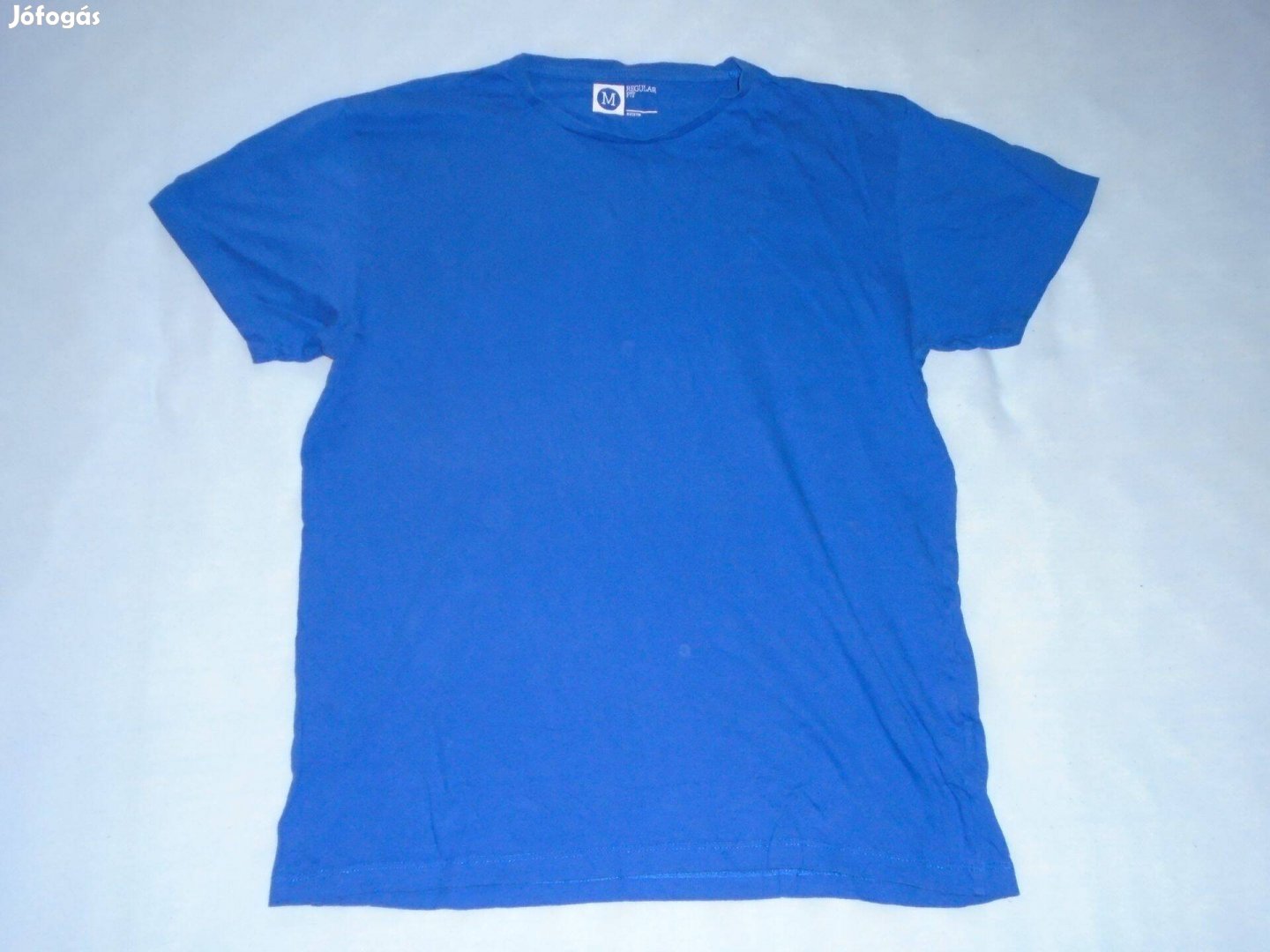 M méretű kék színű pamut póló (méret M)