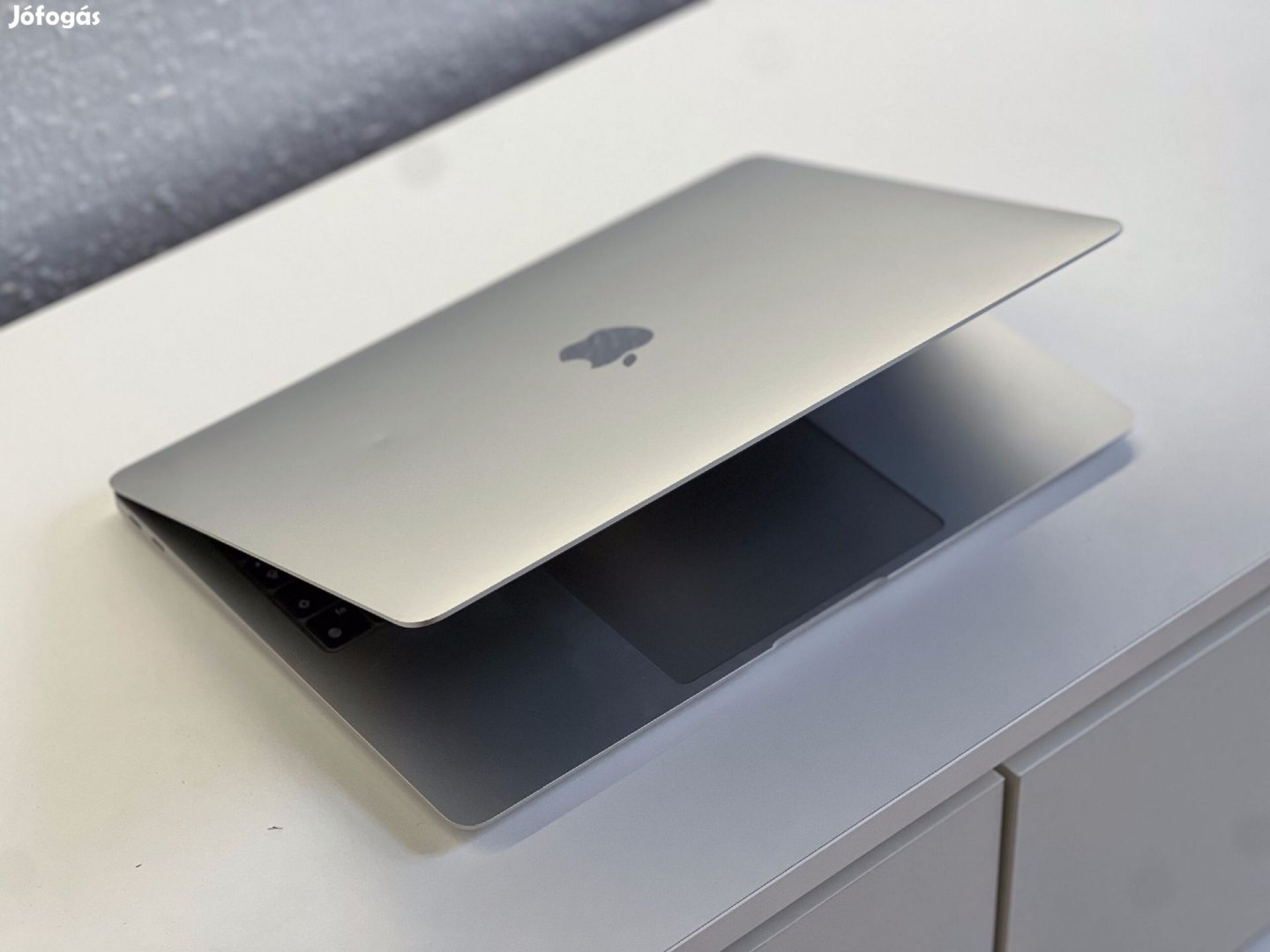 MacBook Air 2020 13 M1 512GB 2 ÉV Garanciával Számlával