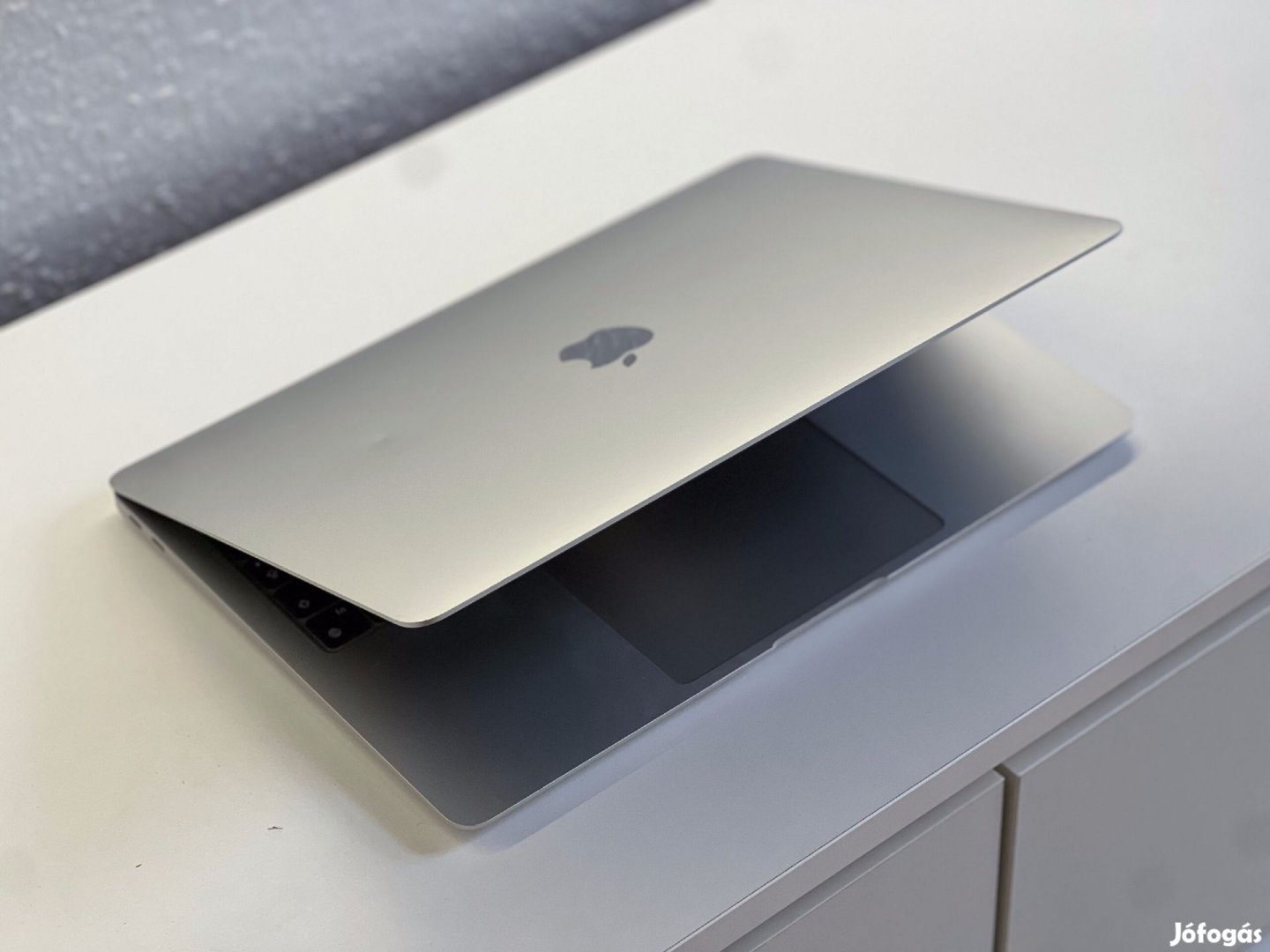 MacBook Air 2020 13 M1 512GB 2 ÉV Garanciával Számlával