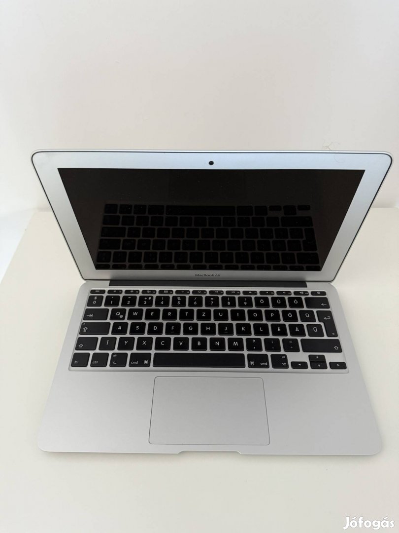 Macbook Air 11" 2014 eleje