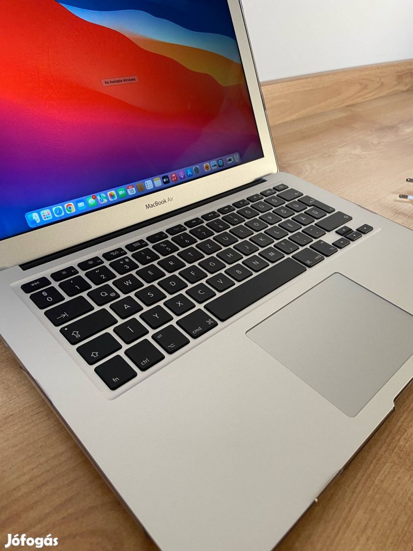 Macbook Air 13.3-inch, Early 2015