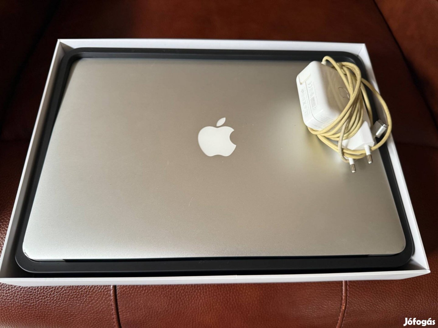 Macbook Air 13 inch 128 GB