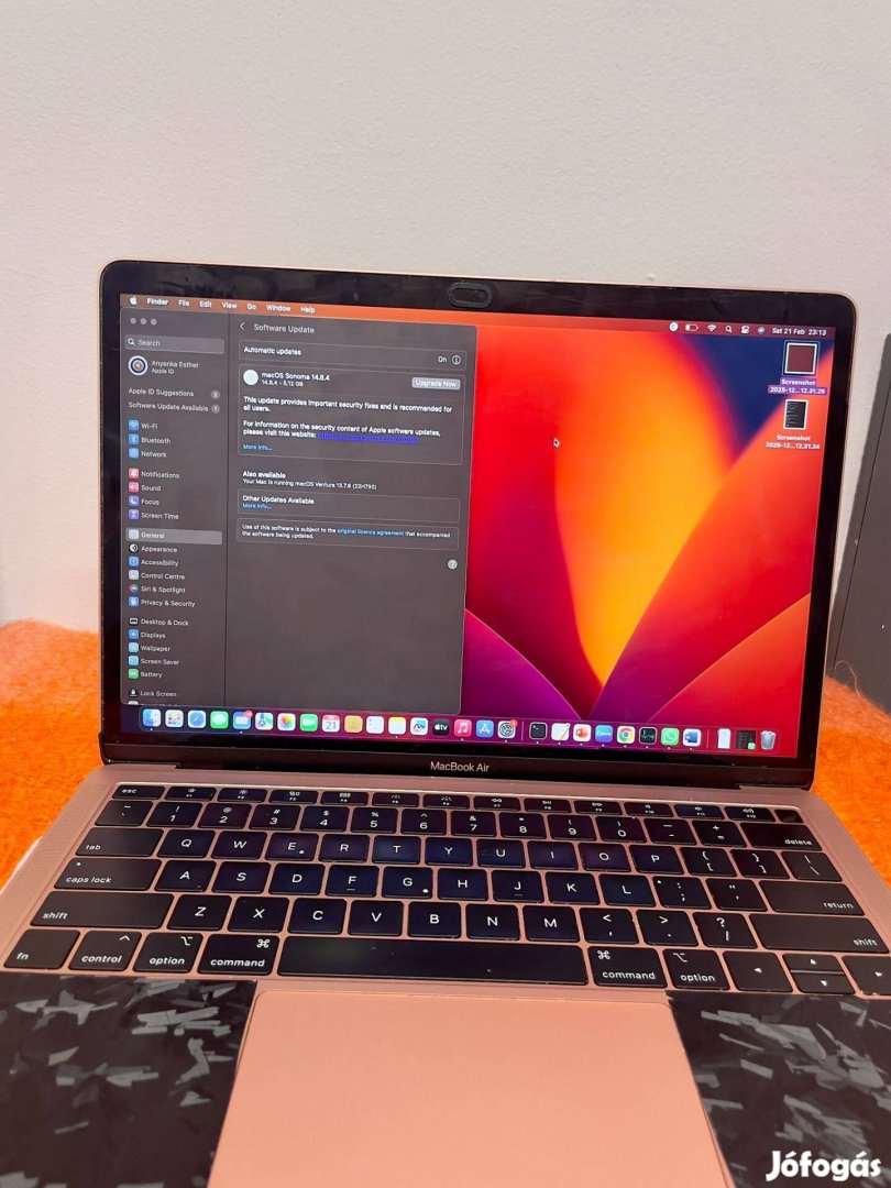 Macbook Air 2019 - 13-Inch like New