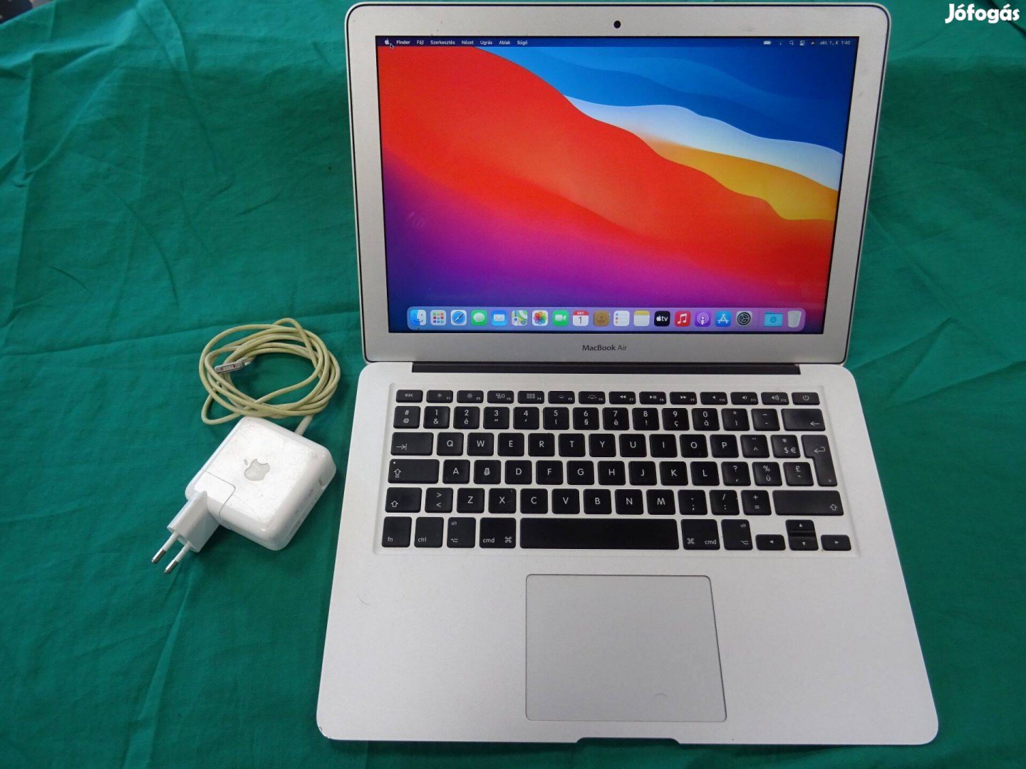 Macbook Air A1466 i7. 8/256Gb Laptop