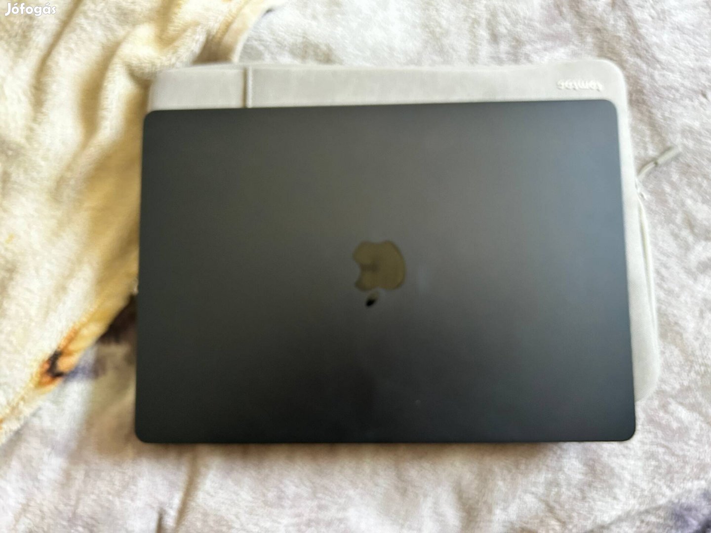 Macbook Air  Apple M2 2023