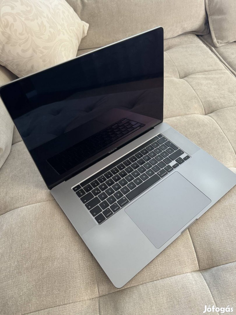 Macbook Pro 16" 2019 ezüst