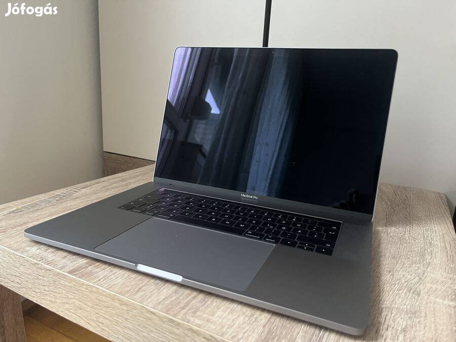 Macbook Pro Karácsonyra: 15.4" 2017 i7 2.80G 16GB/500 , Garancia