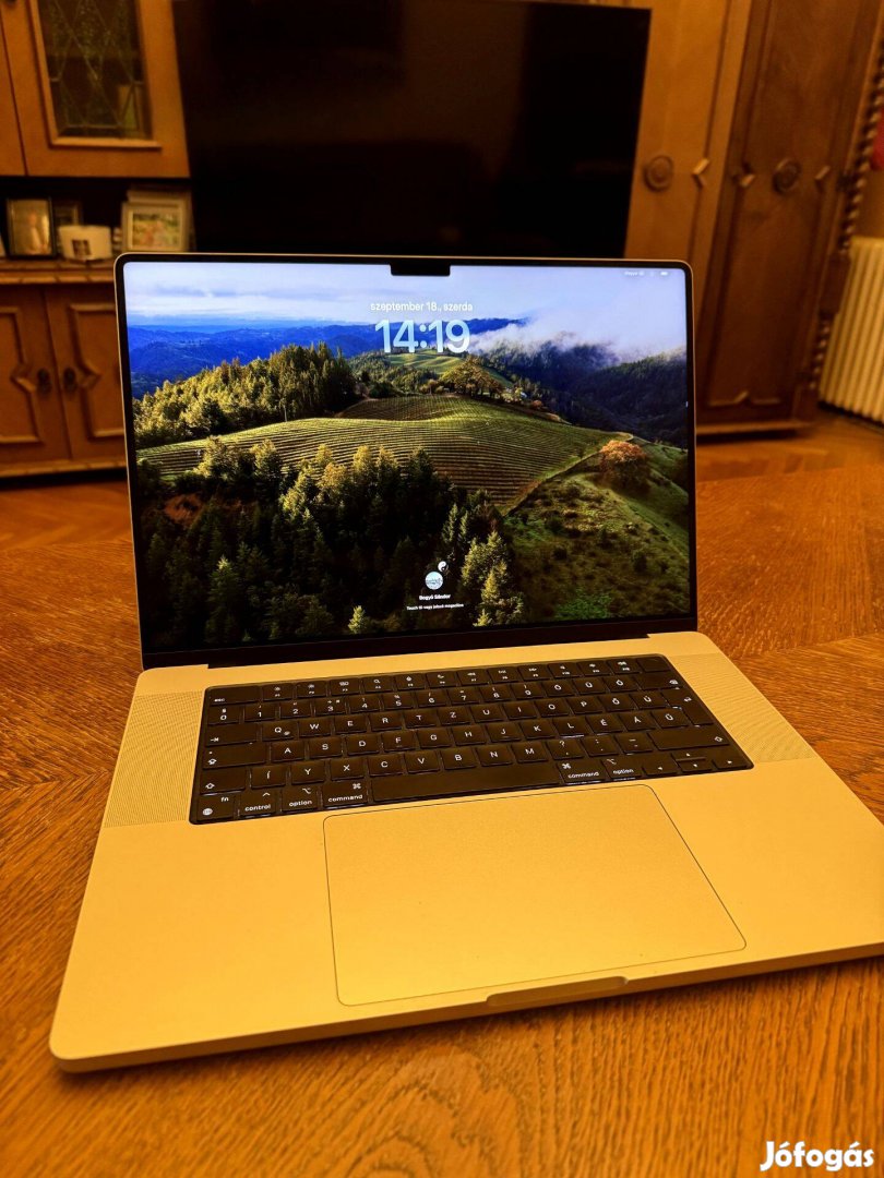 Macbook Pro Retina 16" 2021, M1 Pro 16GB RAM / 512 SSD