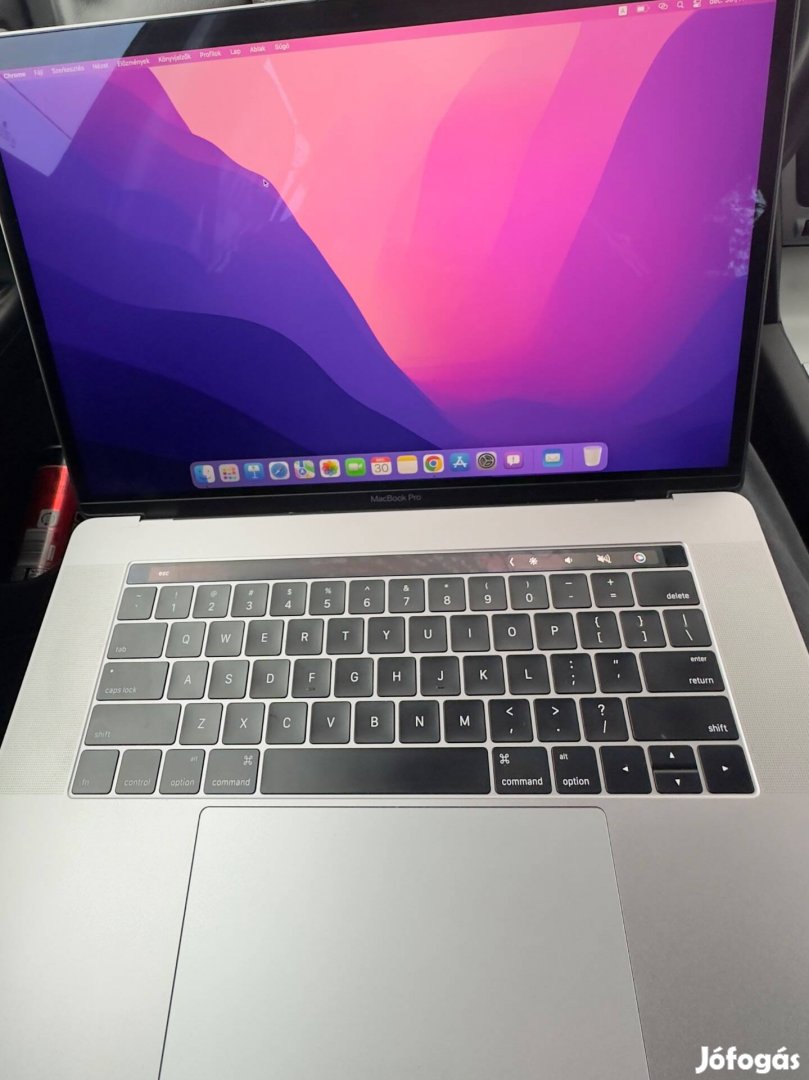 Macbook Pro '15col- i7 - 16GB RAM - 256GB SSD - Azonnal elvihető!