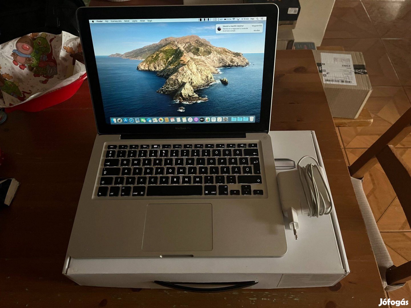 Macbook pro 13" Dobozában